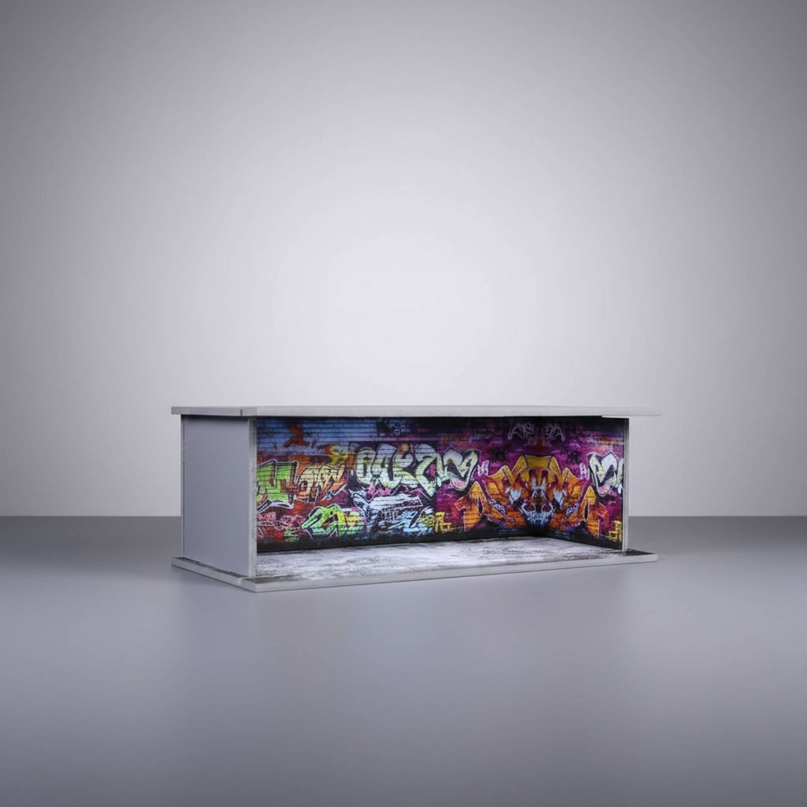 Graffiti Parking Garage Displa - Display Case Acrylic 评论和价格